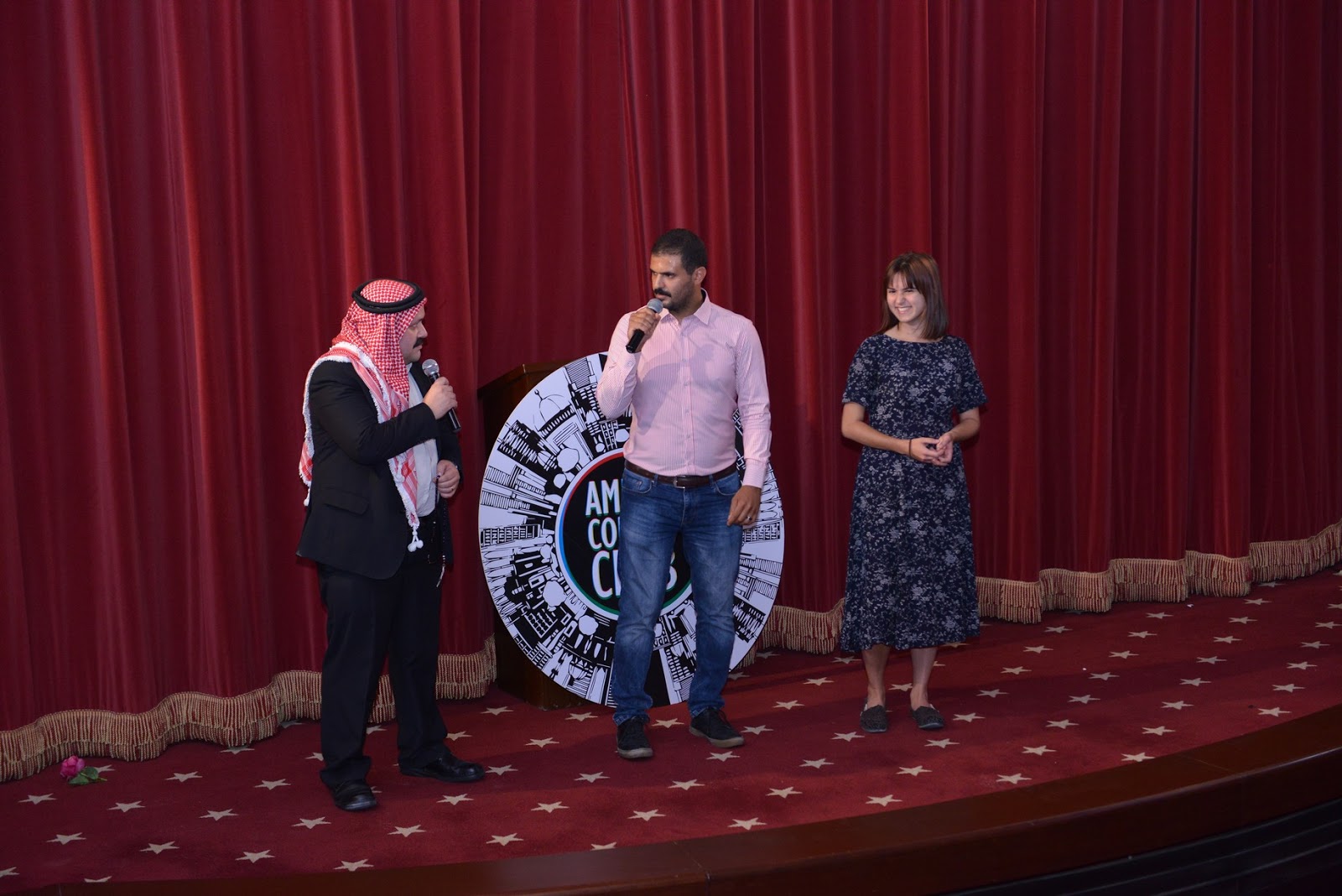 يسر نادي عمان للكوميديا دعوتكم لحضور عرض كوميدي جديد لمجموعة من نجوم نادي عمان للكوميديا.